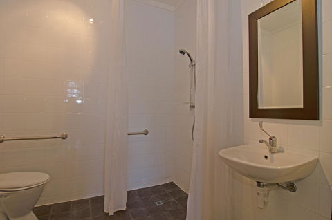 Cleburne Homestead - E Caravan Parks 33