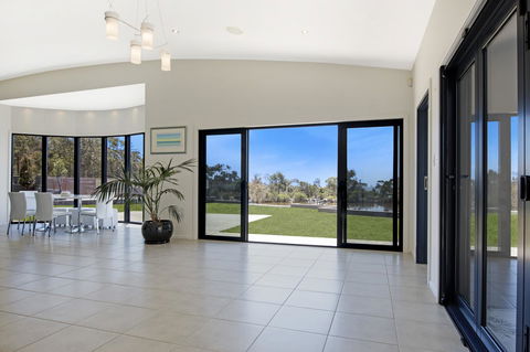 Blu-Sea 365 - E Caravan Parks 15