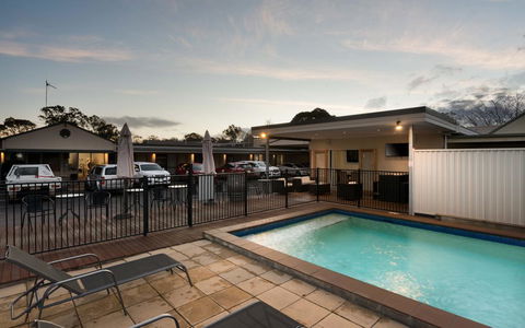 New Crossing Place Motel - E Caravan Parks 0