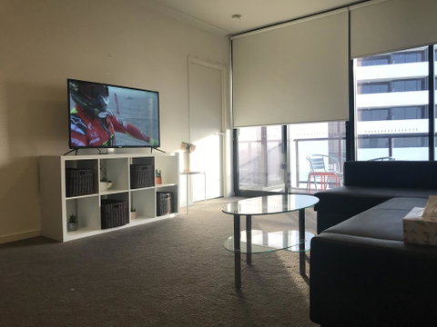 New Luxurious Skyview 2Bedroom Apartment Liverpool - E Caravan Parks 1