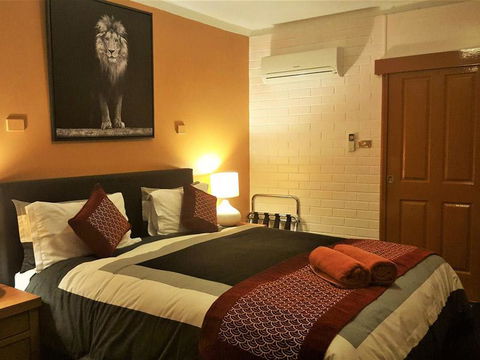 New Olympic Motel - E Caravan Parks 2