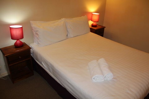 Nireeda Apartments On Clare - E Caravan Parks 1