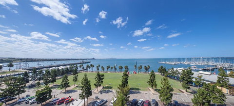 Novotel Geelong - E Caravan Parks 2