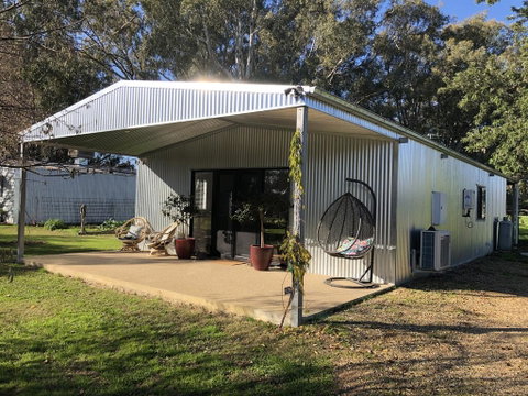 Oak Lane Guest House & Farm Stay - E Caravan Parks 3