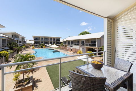 Oaks Broome Hotel - E Caravan Parks 0