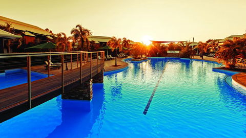 Oaks Cable Beach Resort - E Caravan Parks 1