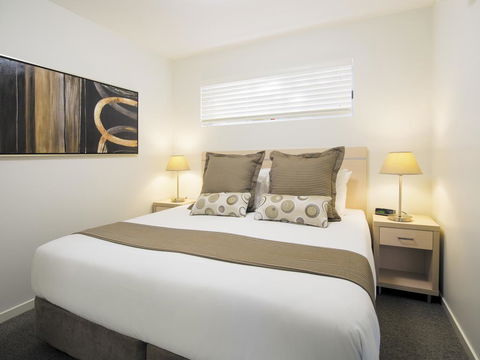 Oaks Middlemount Suites - E Caravan Parks 3