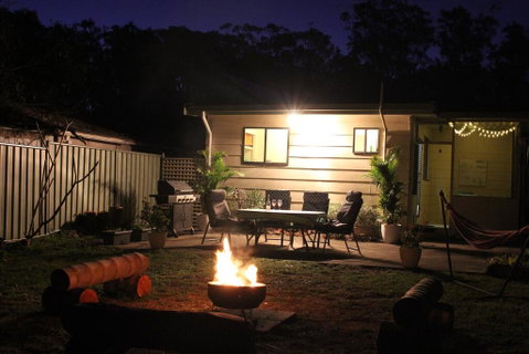 Ocean Beach Cottage - E Caravan Parks 1
