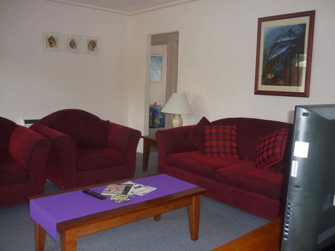 Ocean Drive Apartments - E Caravan Parks 2
