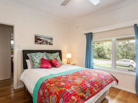 OCEAN SOUNDS - Anglesea - E Caravan Parks 1
