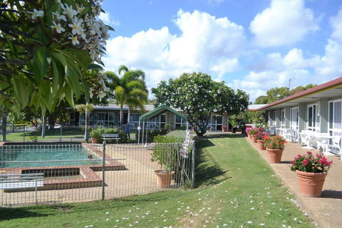 Ocean View Motel Bowen - E Caravan Parks 3
