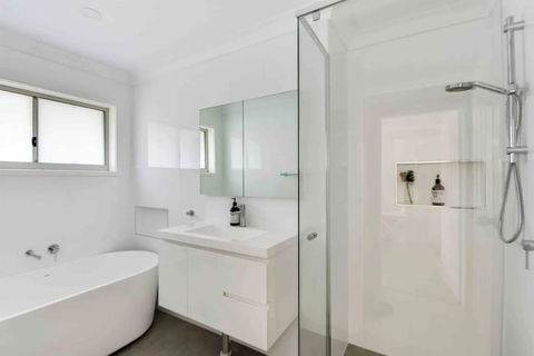 Ocean Views On Barnhill - E Caravan Parks 3