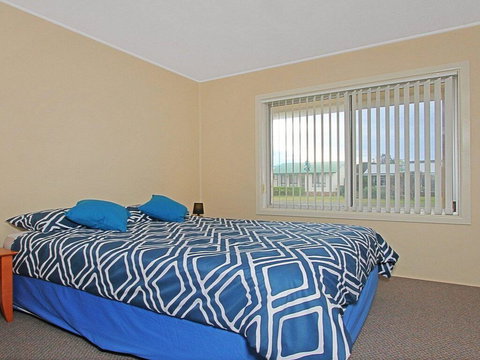 Ohio - One Street Back From Beach Access - E Caravan Parks 1