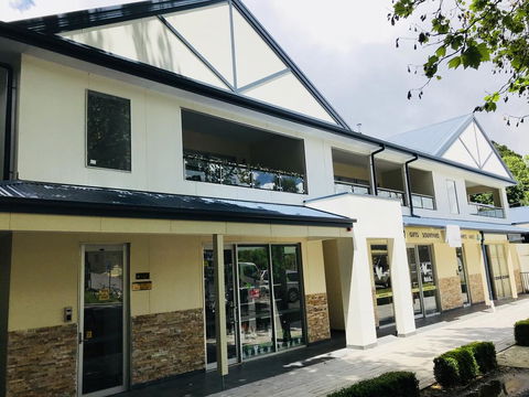 Olinda Village Apartment - A2 - E Caravan Parks 3