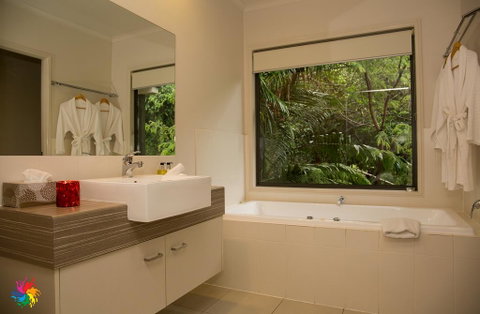 On Obi Maleny - E Caravan Parks 3