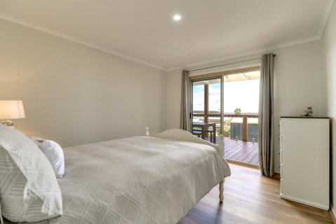 Outlook Views - E Caravan Parks 3