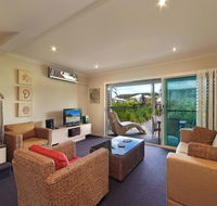 Pacific Blue Townhouse 358 265 Sandy Point Road - E Caravan Parks