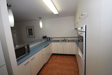 Pacific Towers 603 - E Caravan Parks 3
