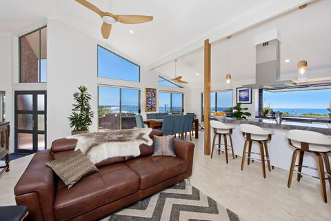Panorama Beach House - E Caravan Parks 3