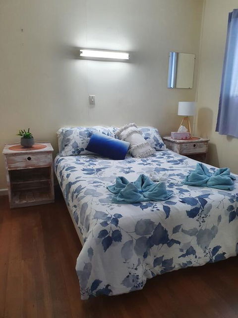 Park Beach Cabins - E Caravan Parks 2
