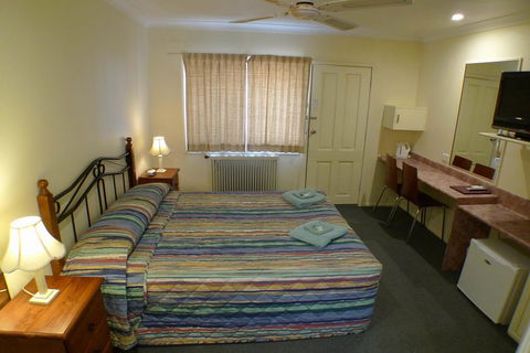 Parkhaven Motel - E Caravan Parks 2