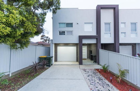 Parramatta Jewel - E Caravan Parks 1