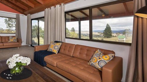 Peak View House - E Caravan Parks 1