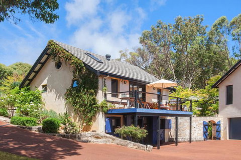 Pearl River Houses - E Caravan Parks 3