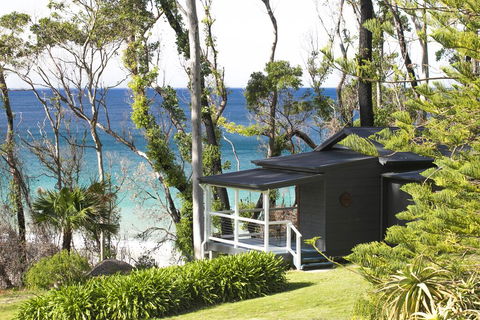 Pebbly Beach Escape - E Caravan Parks 1