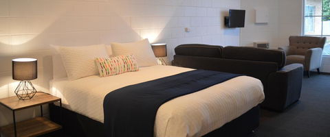 Penguin Seaside Motel - E Caravan Parks 0