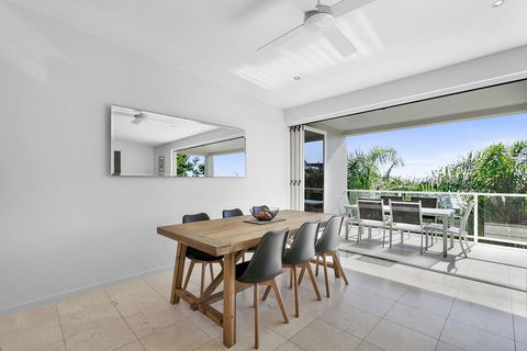 Perfect Getaway, Sunshine Beach - E Caravan Parks 2