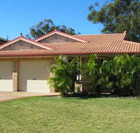 Pet Friendly - SeaWest - E Caravan Parks