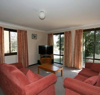 Petersdorf 4/129 Gippsland Street