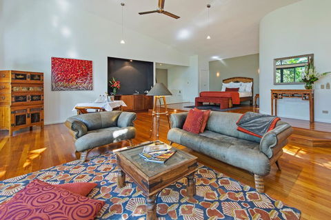 Pethers Rainforest Retreat - E Caravan Parks 1