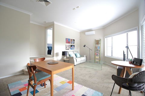 Picton Garden Apartment - E Caravan Parks 3
