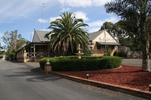 Picton Valley Motel Australia - E Caravan Parks 0
