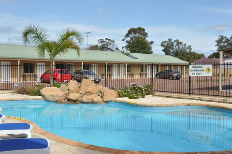 Pinjarra Resort - E Caravan Parks 1
