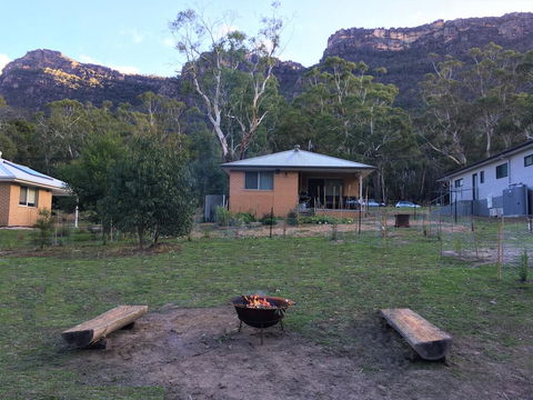 Pinnacle Views - E Caravan Parks 1