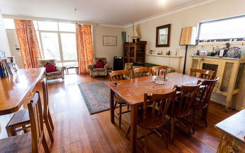 Point Lonsdale Beach House - E Caravan Parks 1