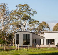 Pomonal Estate Mt Cassell Villa - E Caravan Parks