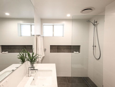 Portofino 2 - E Caravan Parks 1