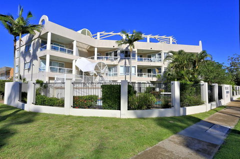 Position Perfect - E Caravan Parks 3