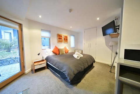 Powder 2A - E Caravan Parks 3