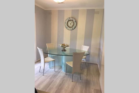 Pretty Home In Quiet Cul De Sac Near Knox City - E Caravan Parks 2