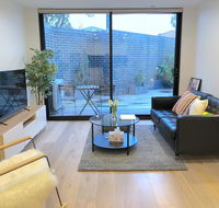 Pride Bentleigh Apartment with Private Garden - E Caravan Parks