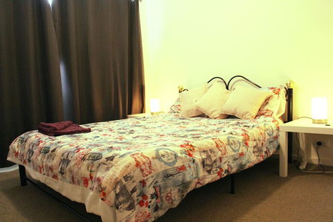 Private Room, Awesome Amenities - Molonglo Valley - E Caravan Parks 3
