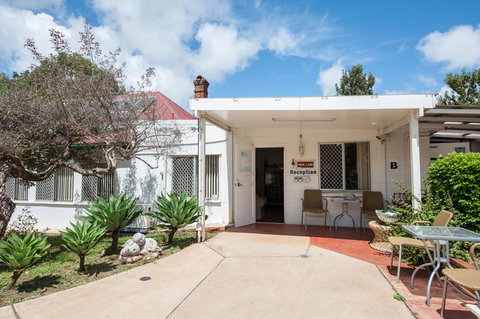 Pure Land Guest House - E Caravan Parks 1