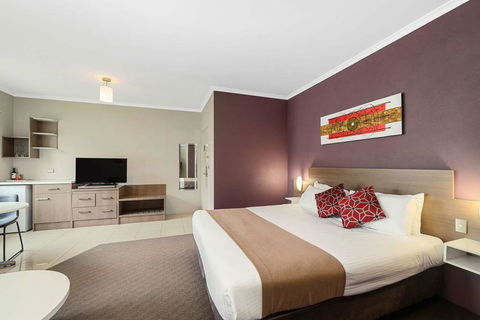 Quality Hotel City Centre - E Caravan Parks 2