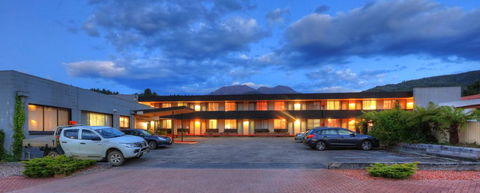 Queenstown Motor Lodge - E Caravan Parks 2
