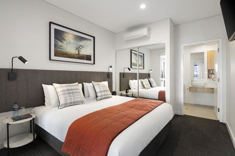 Quest Orange - E Caravan Parks 3